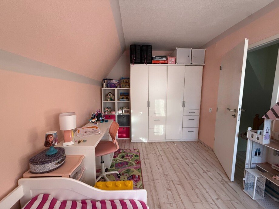 Kinderzimmer OG Reihenendhaus Anklam