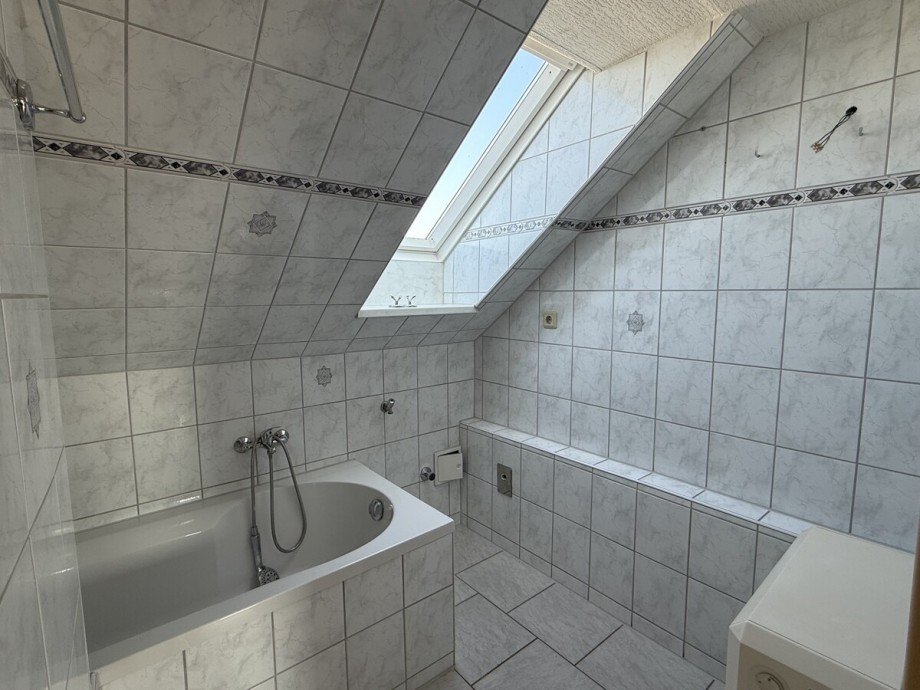 Bad Dachgeschosswohnung Sarnow