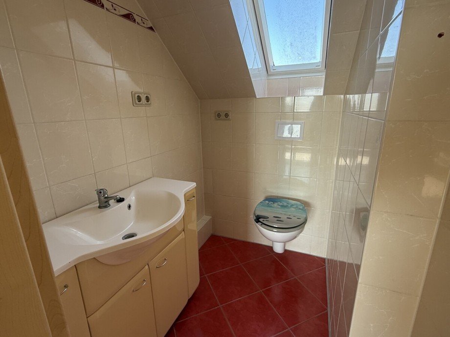 Bad Dachgeschosswohnung Sarnow